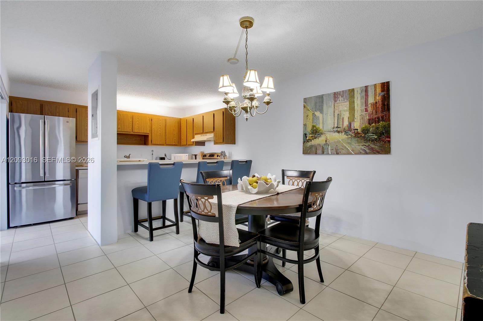 825 Center St 14B photo 9