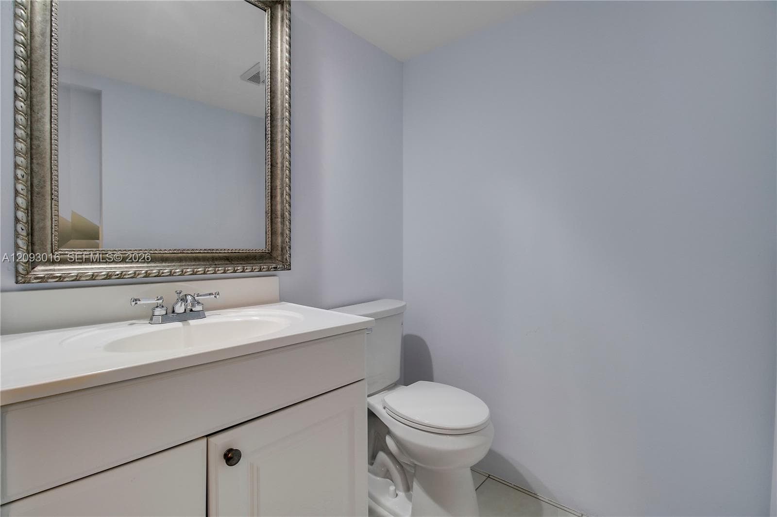 825 Center St 14B photo 14
