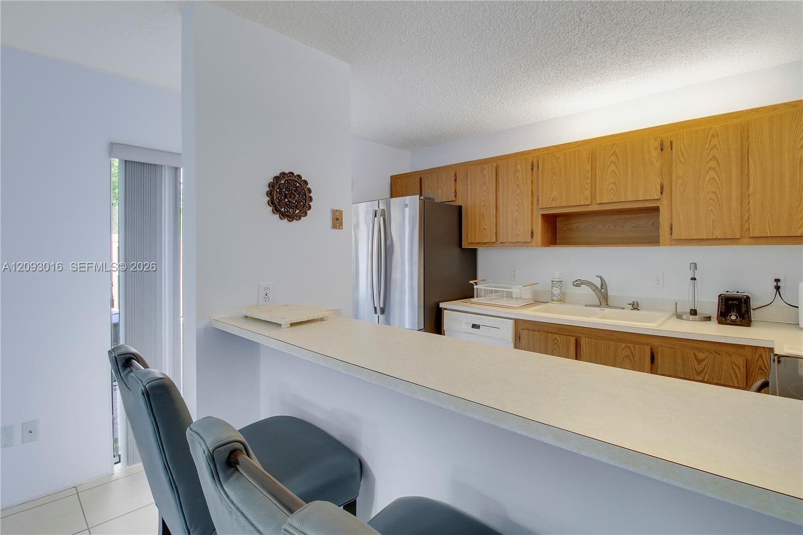 825 Center St 14B photo 11