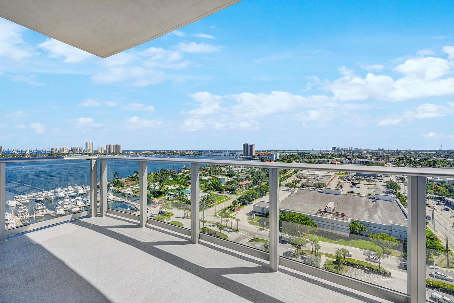 220 Lake Shore Dr 1512 photo 2
