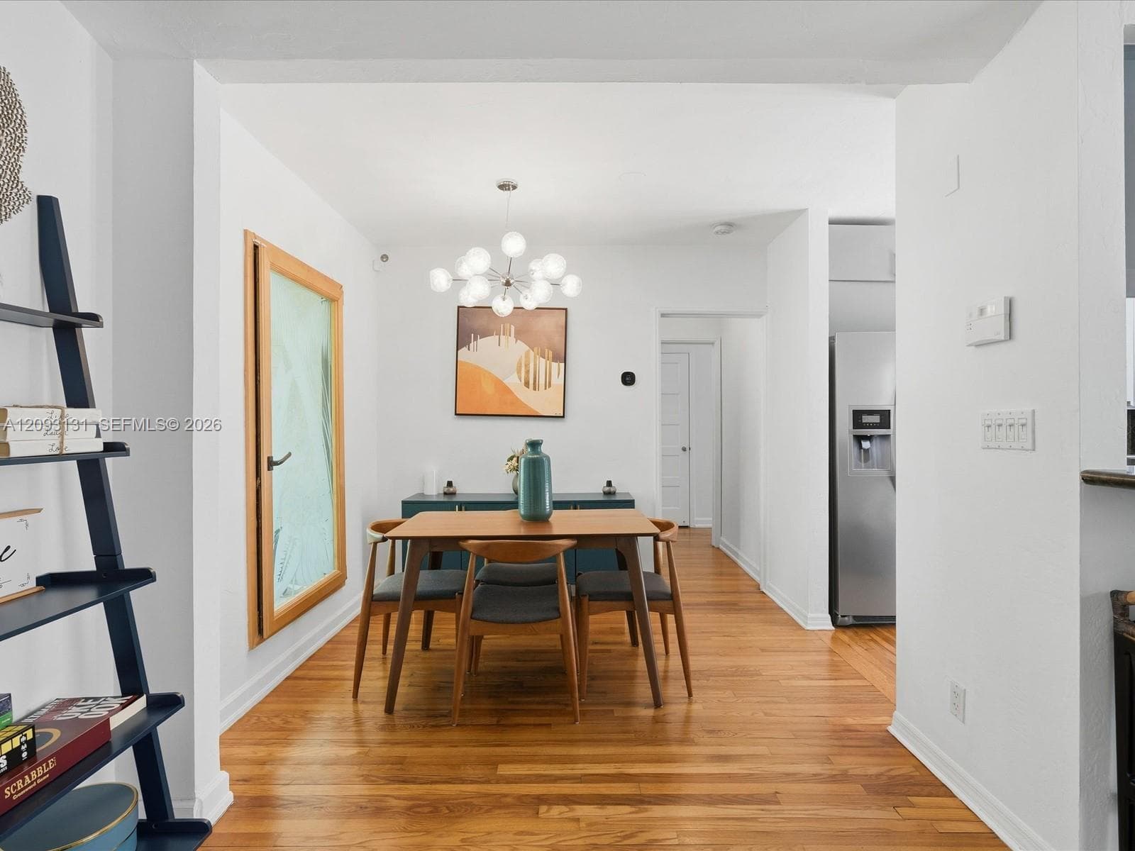 440 Victoria Ter photo 9