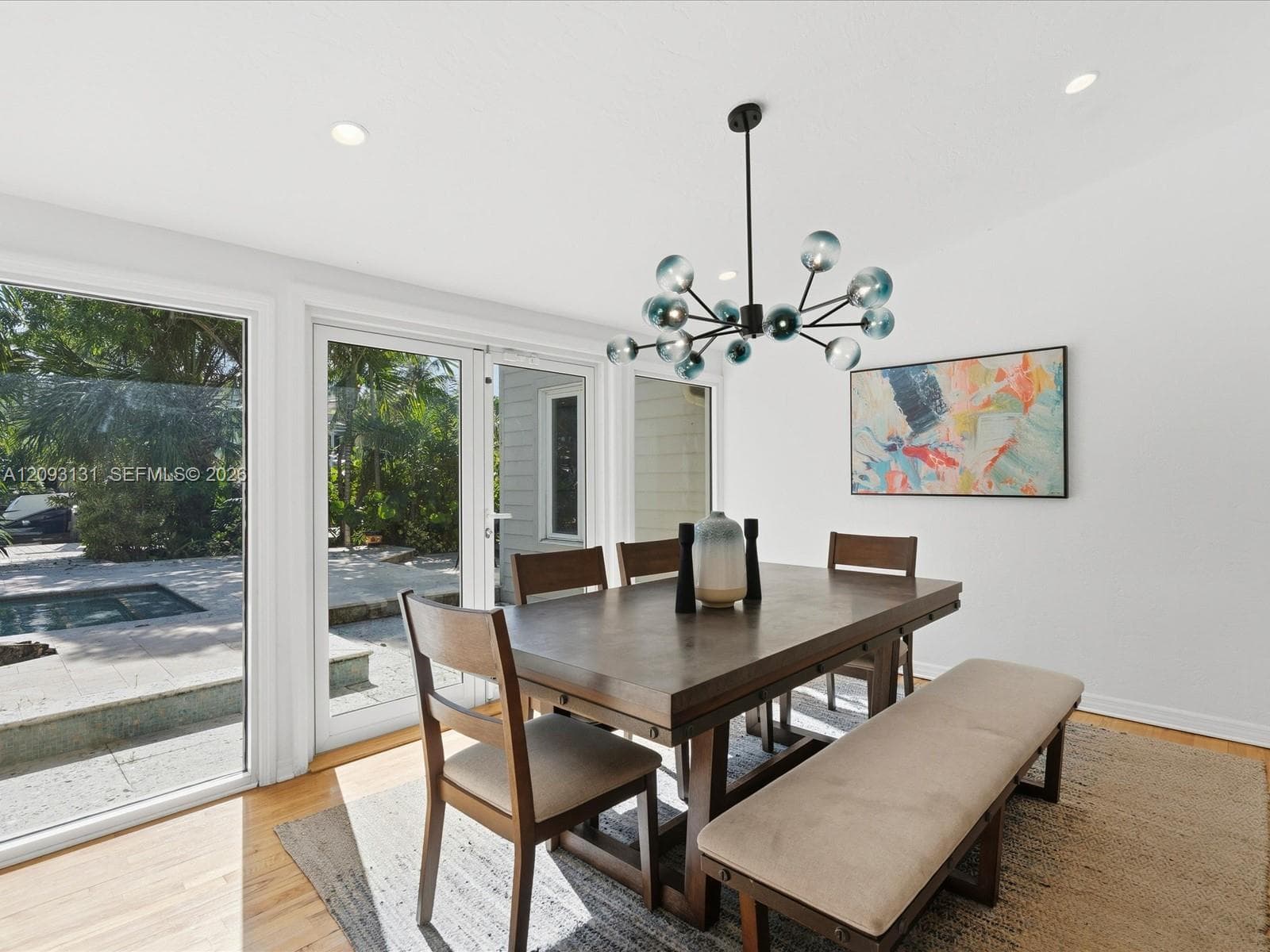 440 Victoria Ter photo 10