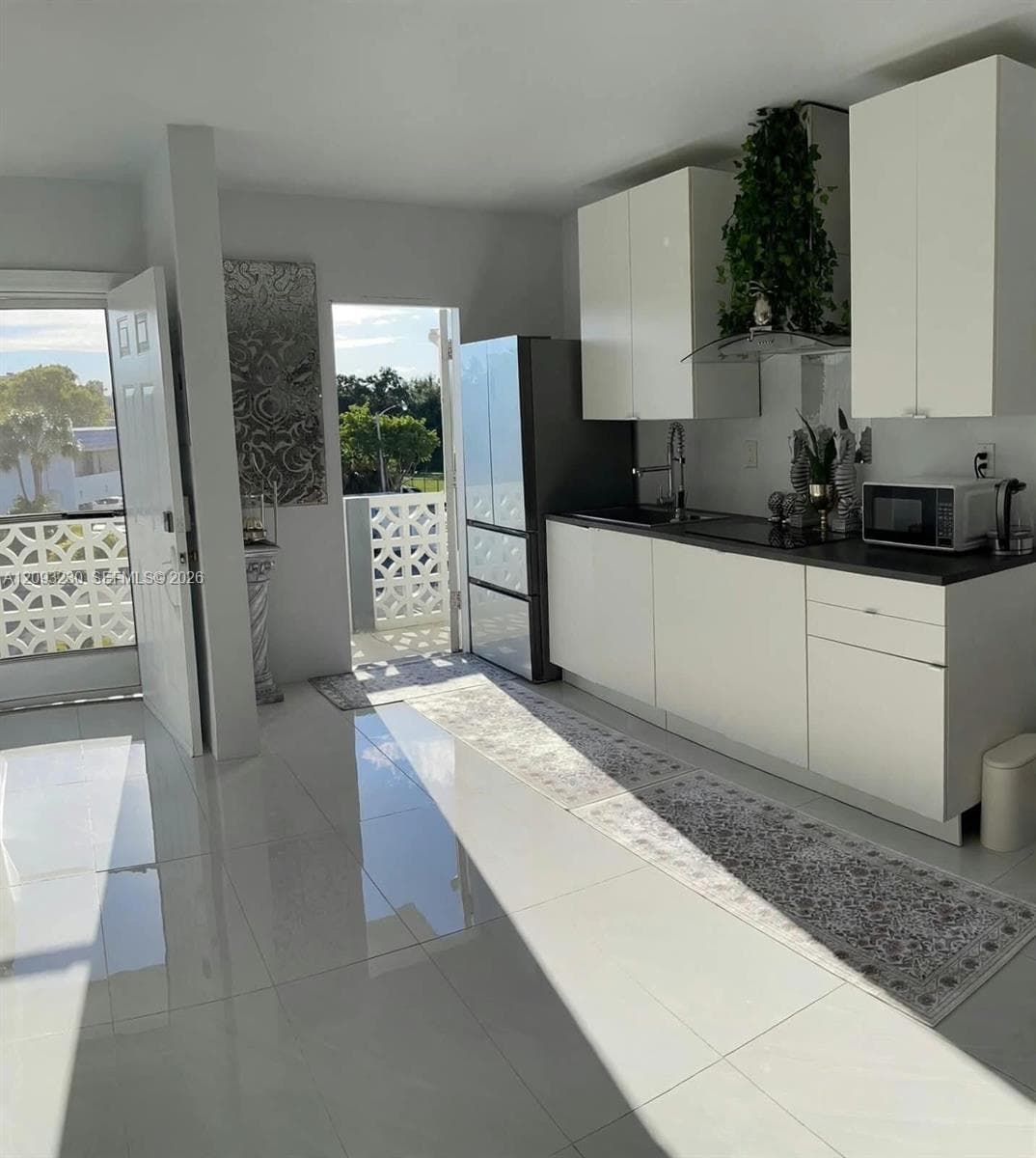 13105 Ixora Ct 302 photo 9