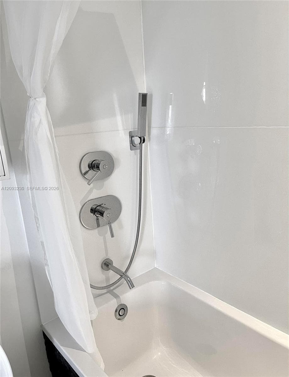 13105 Ixora Ct 302 photo 19