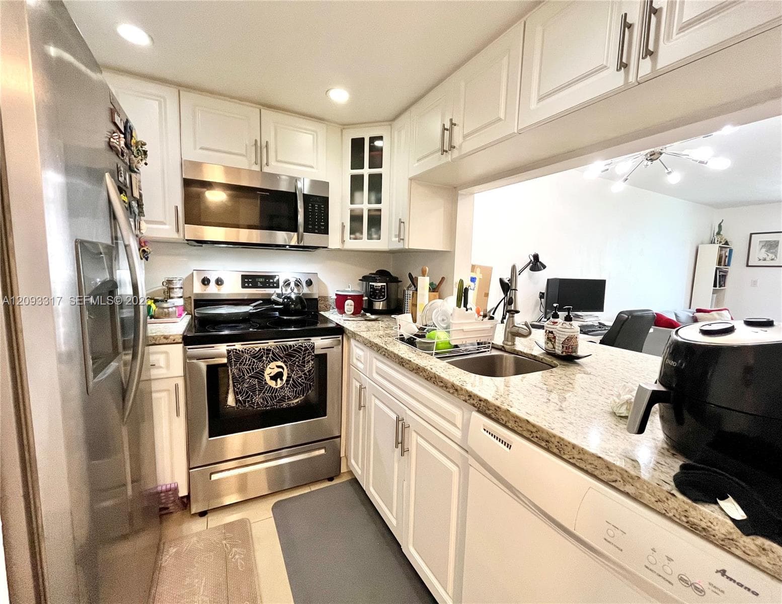 2935 NE 163rd St 5P photo 5