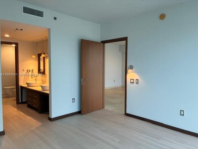 450 Alton Rd 1608 photo 9