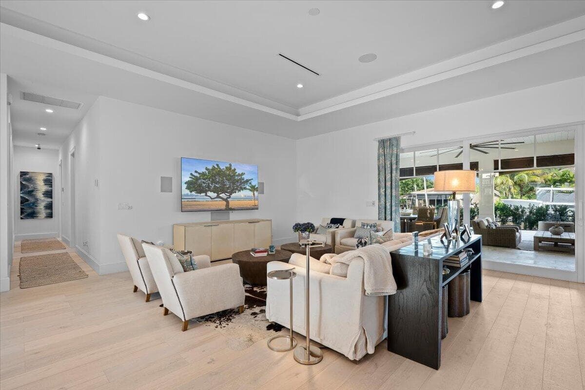 934 N Loxahatchee Drive photo 6
