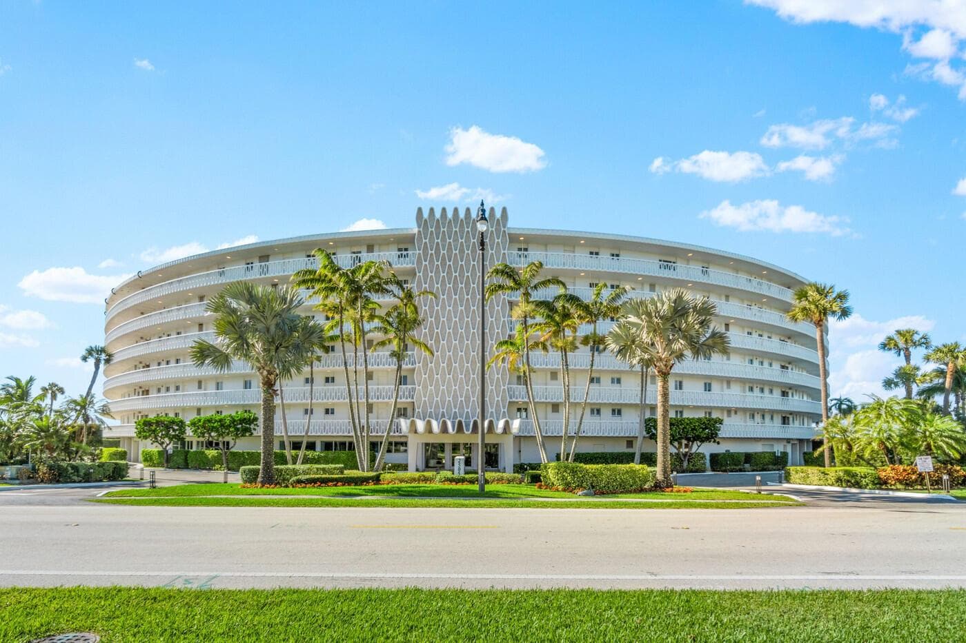 2505 S OCEAN Boulevard 7140 photo 1