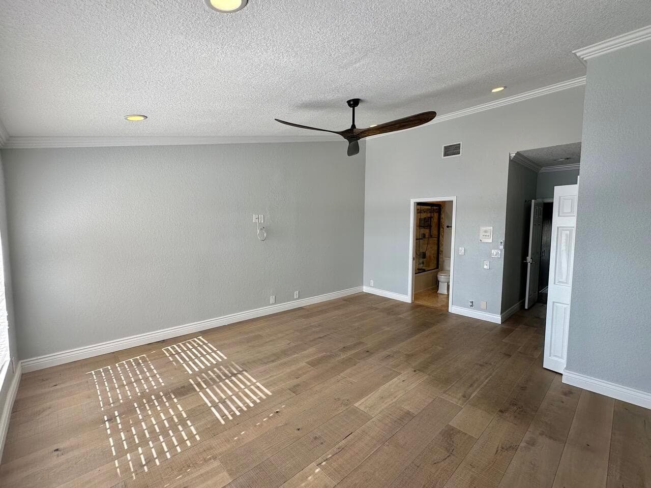 4230 N OCEAN Drive photo 24