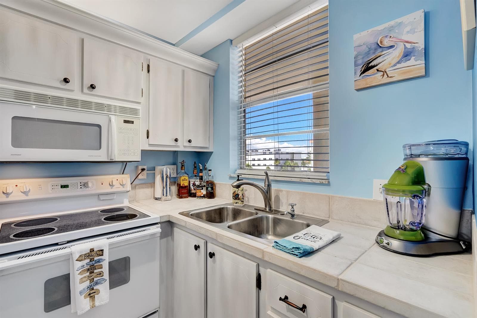 100 Paradise Harbour Boulevard 408 photo 13