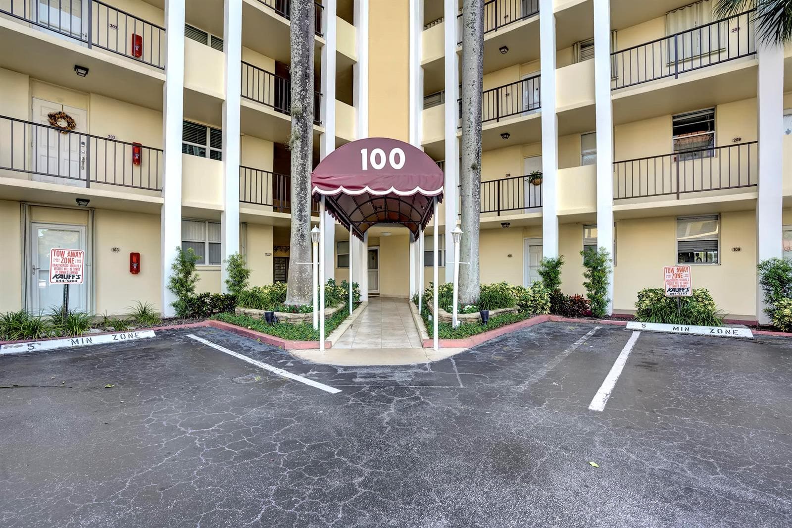100 Paradise Harbour Boulevard 408 photo 25
