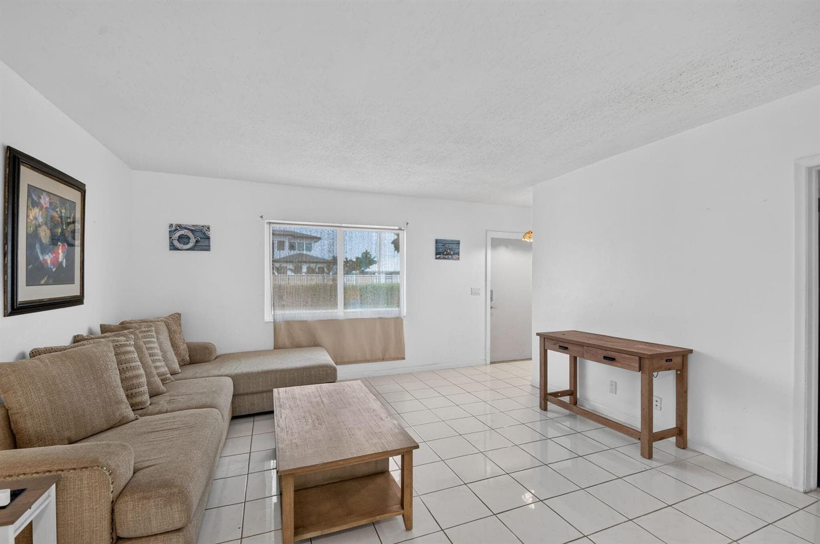 658 NE 6TH Court E E photo 3