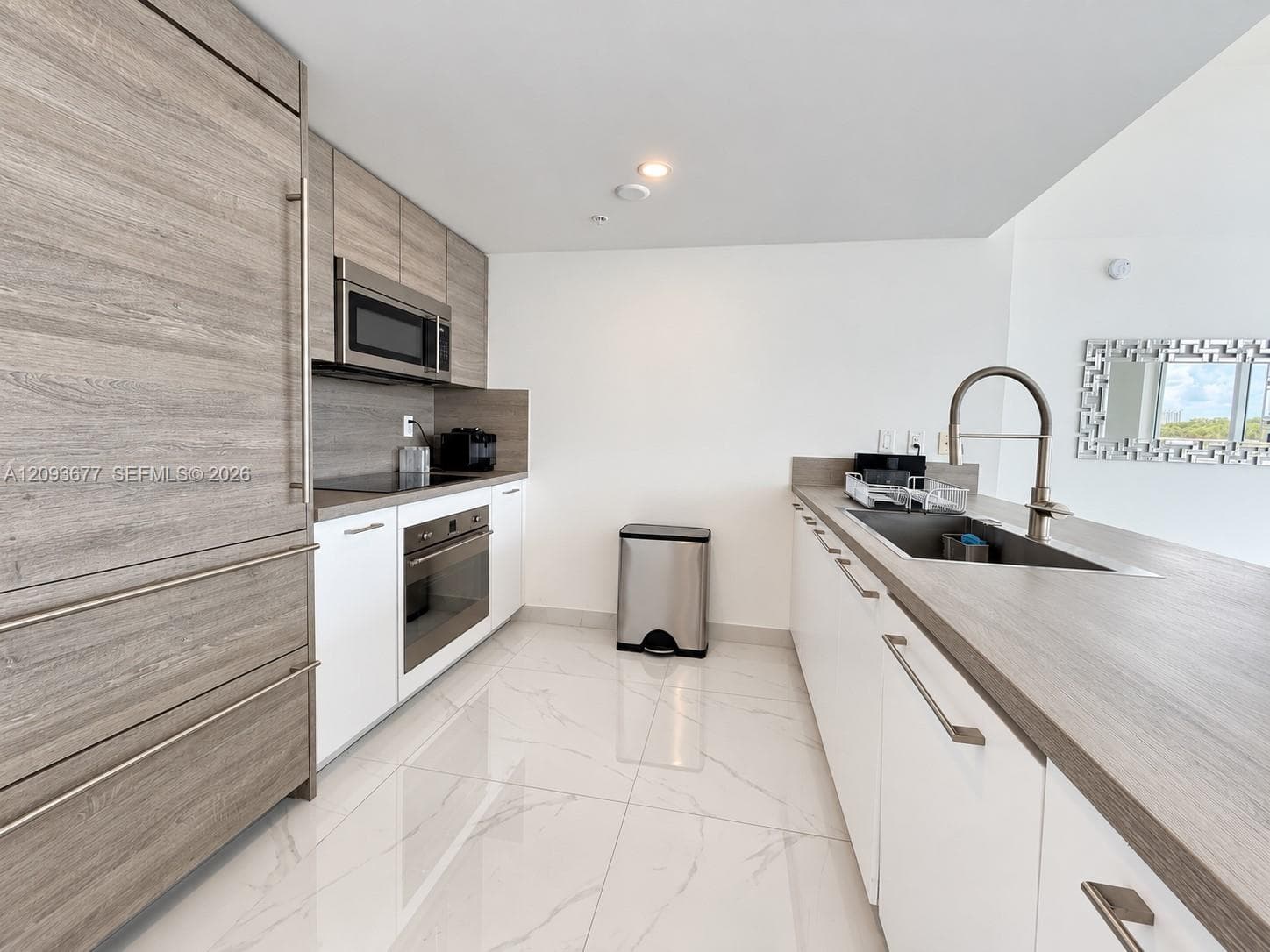400 Sunny Isles Blvd 403 photo 13