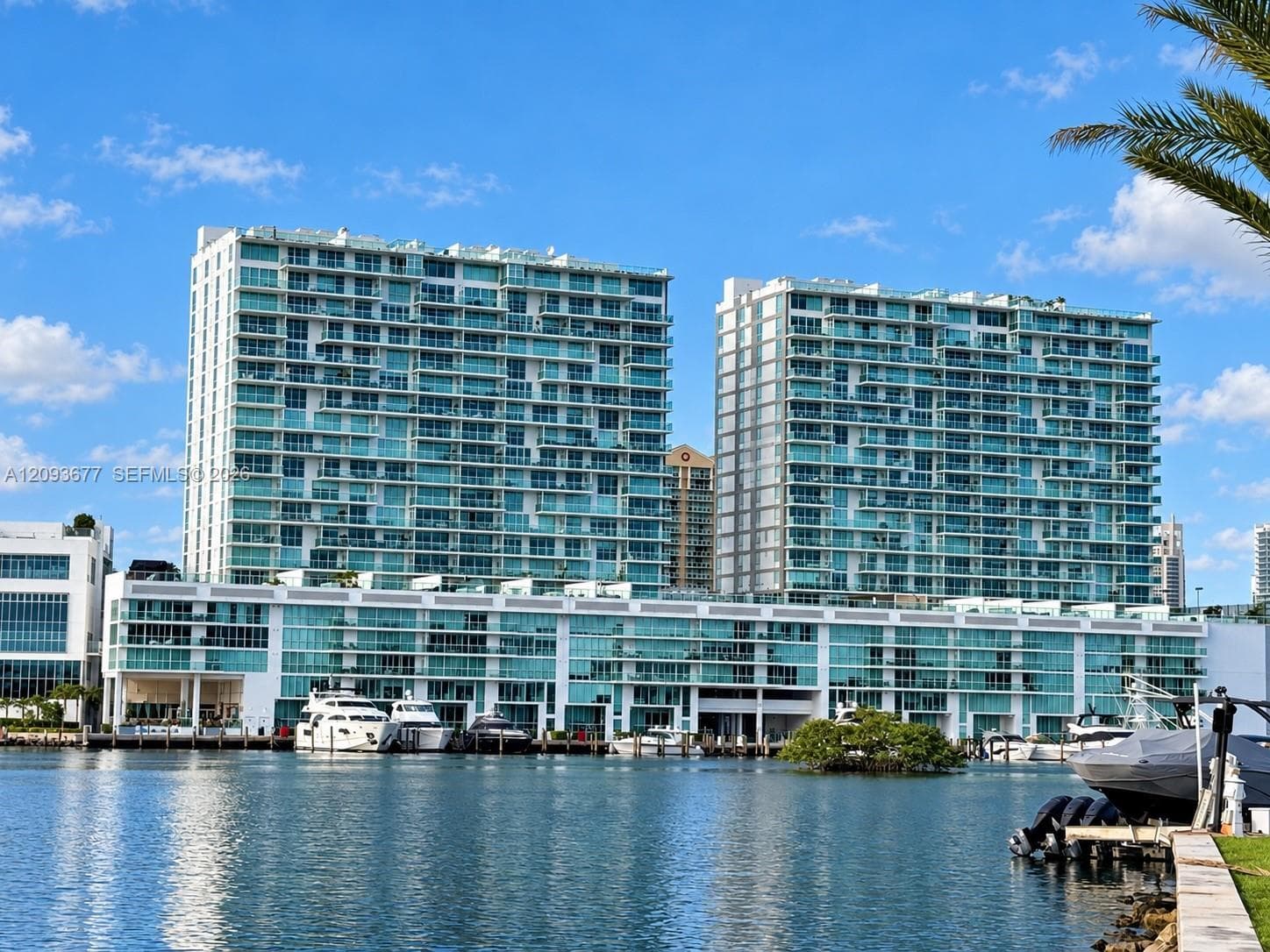 400 Sunny Isles Blvd 403 photo 1