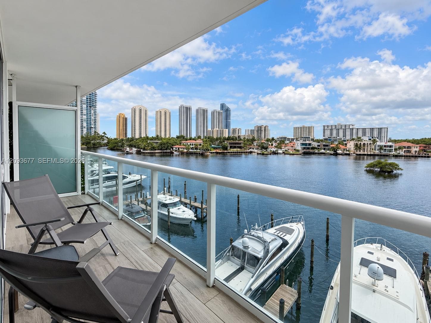 400 Sunny Isles Blvd 403 photo 5
