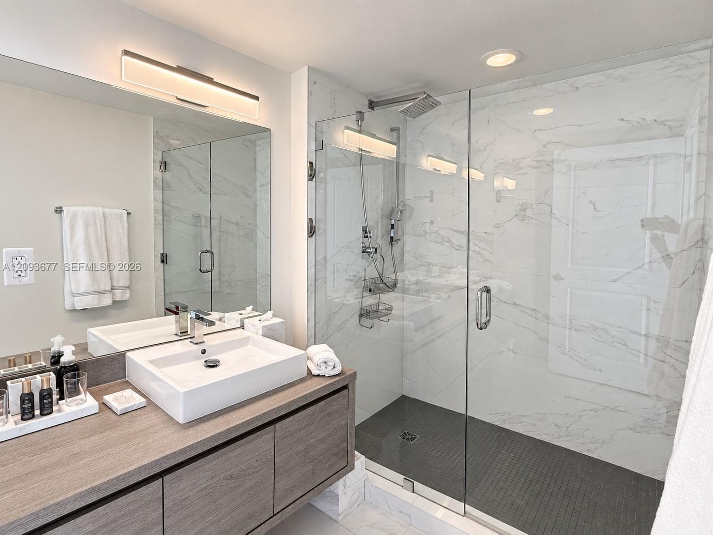 400 Sunny Isles Blvd 403 photo 25