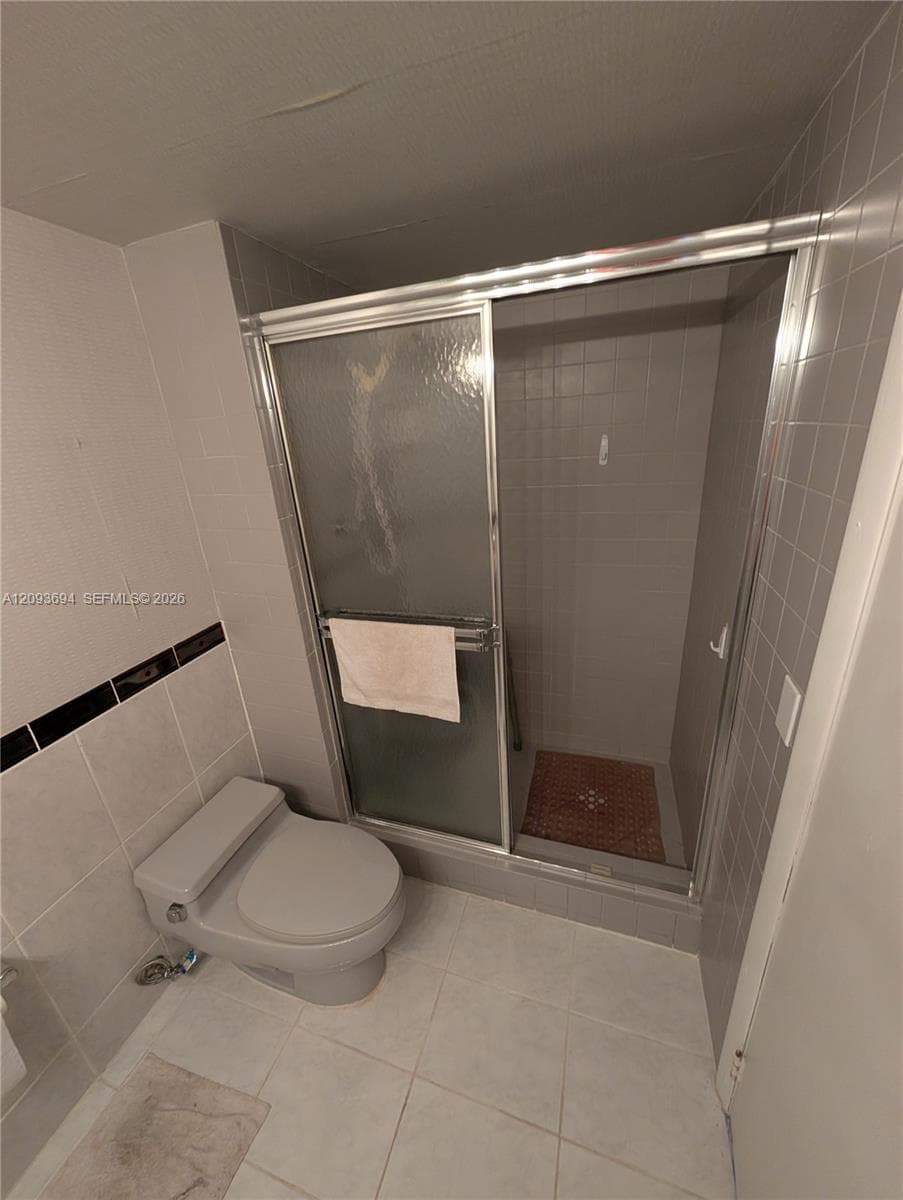11930 N Bayshore Dr 502 photo 8