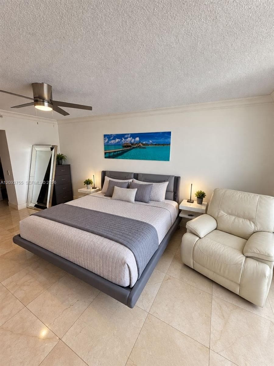 21205 Yacht Club Dr 3105 photo 10