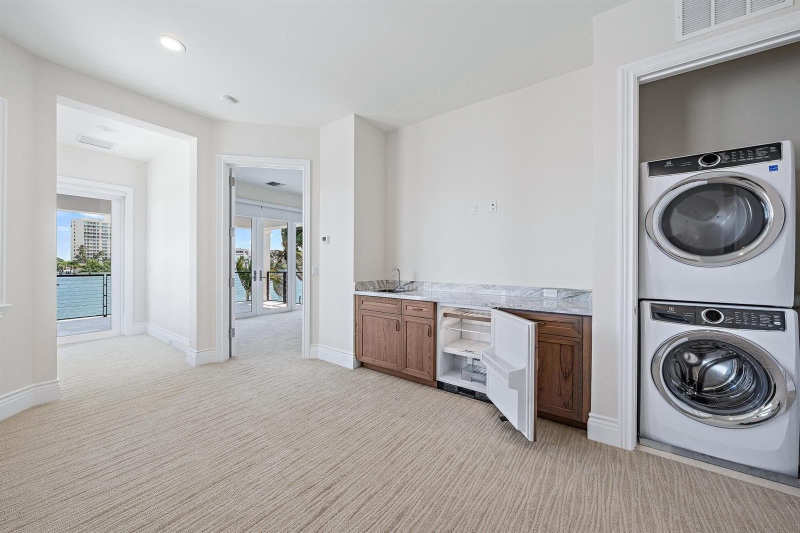 3433 Harbor Road N photo 22