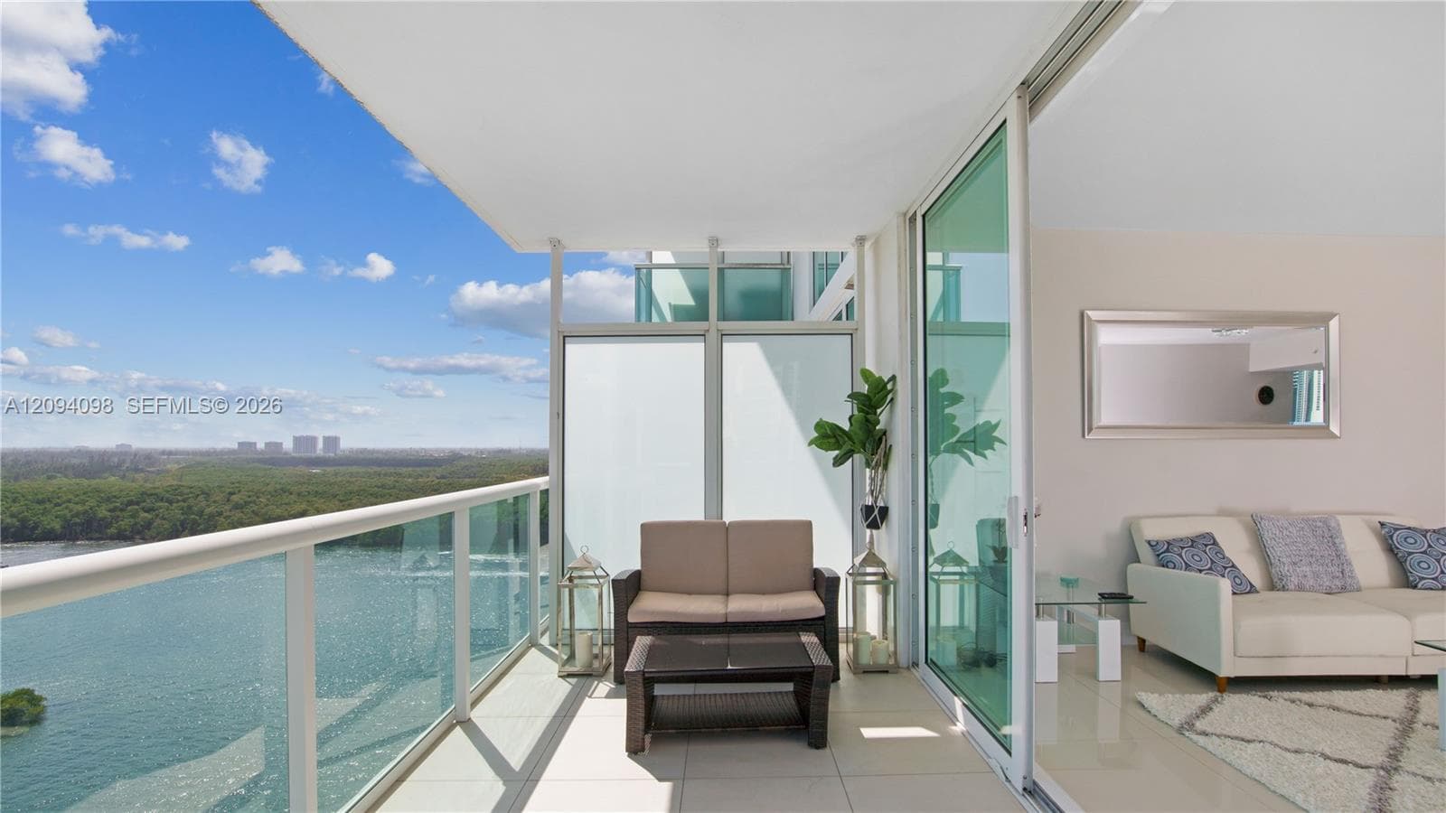 400 Sunny Isles Blvd 1722 photo 18