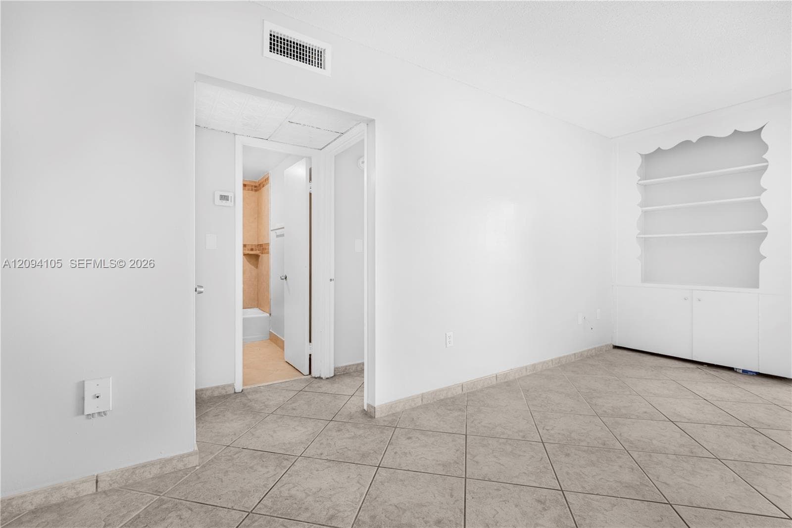 400 Kings Point Dr 1427 photo 7