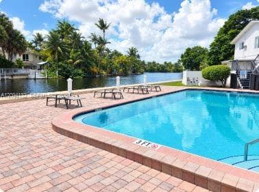 1816 E Oakland Park Blvd 78 photo 1