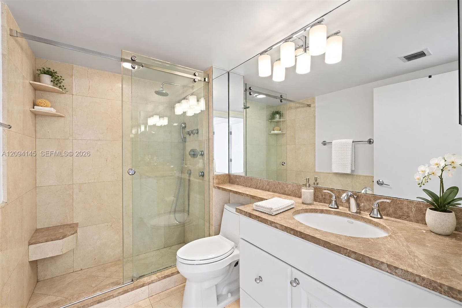 650 West Ave 2206 photo 13