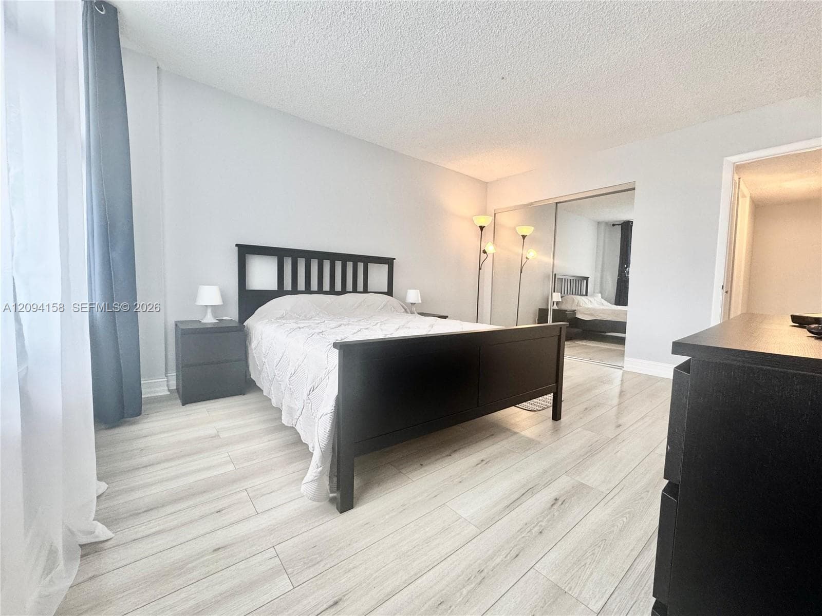 3800 S Ocean Dr 525 photo 7