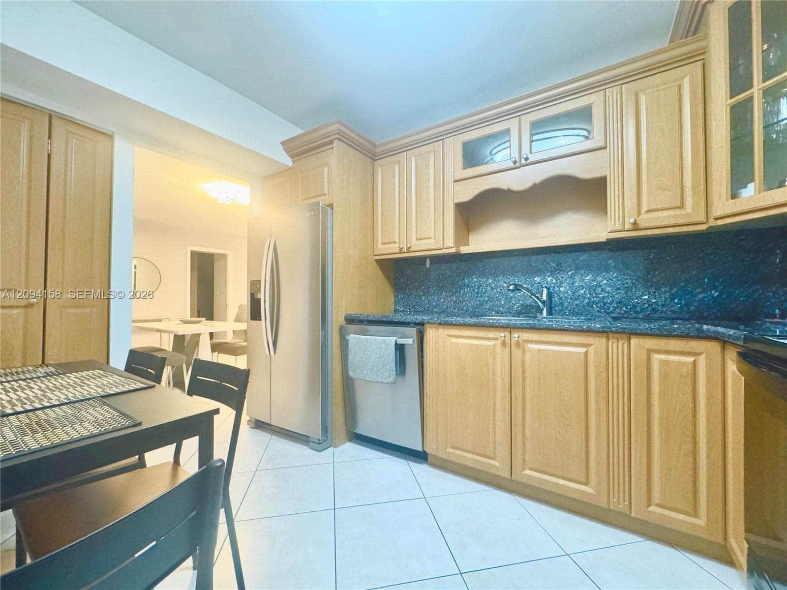 3800 S Ocean Dr 525 photo 3