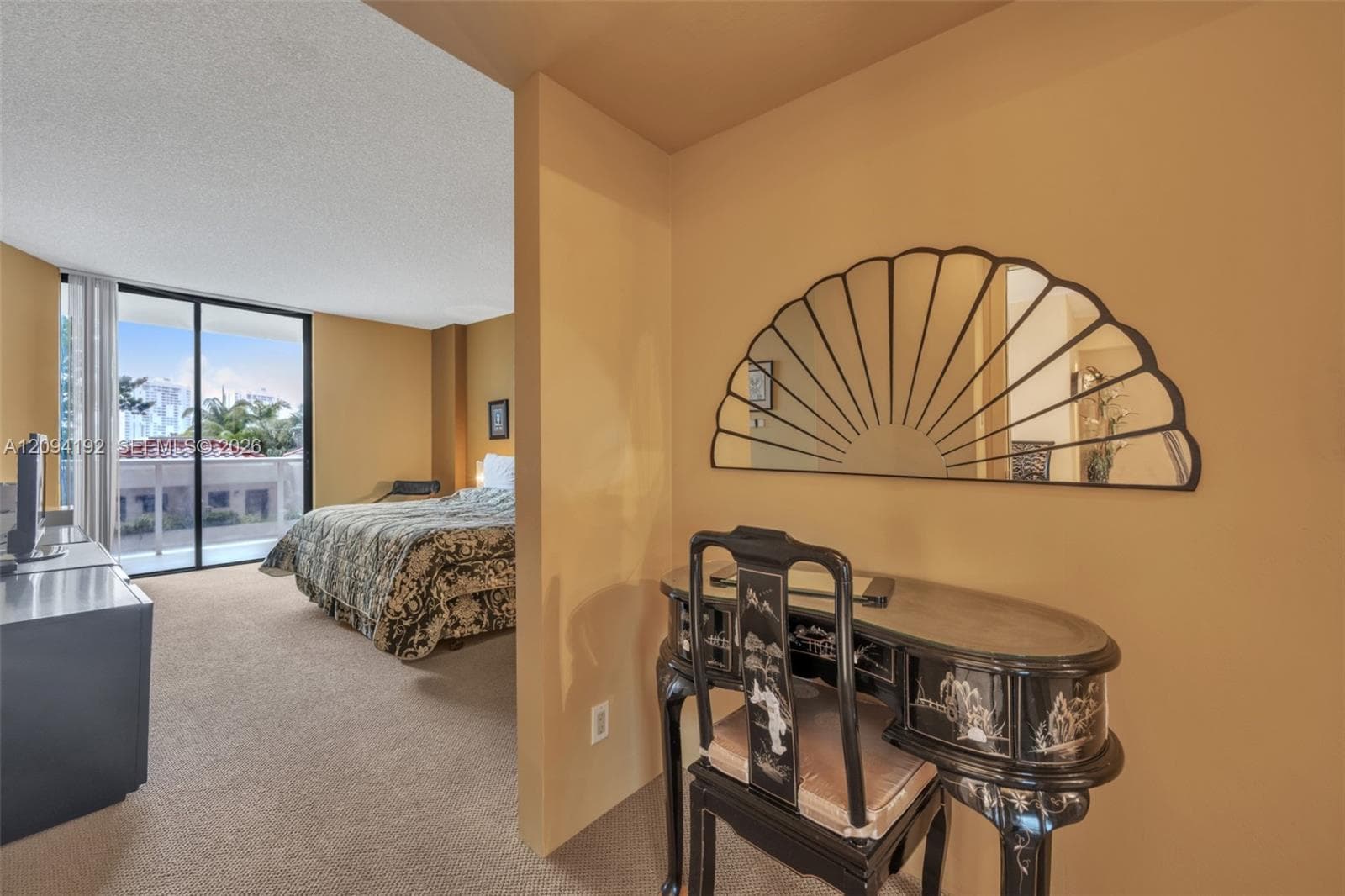20281 E Country Club Dr 305 photo 13