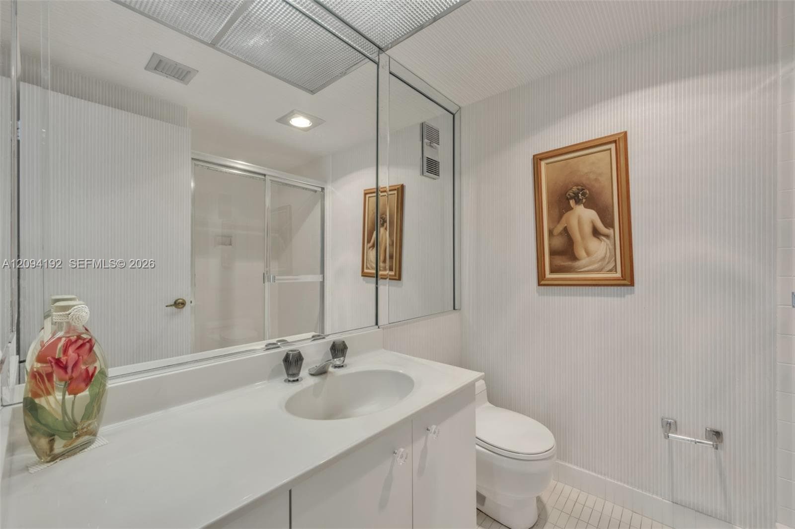 20281 E Country Club Dr 305 photo 20