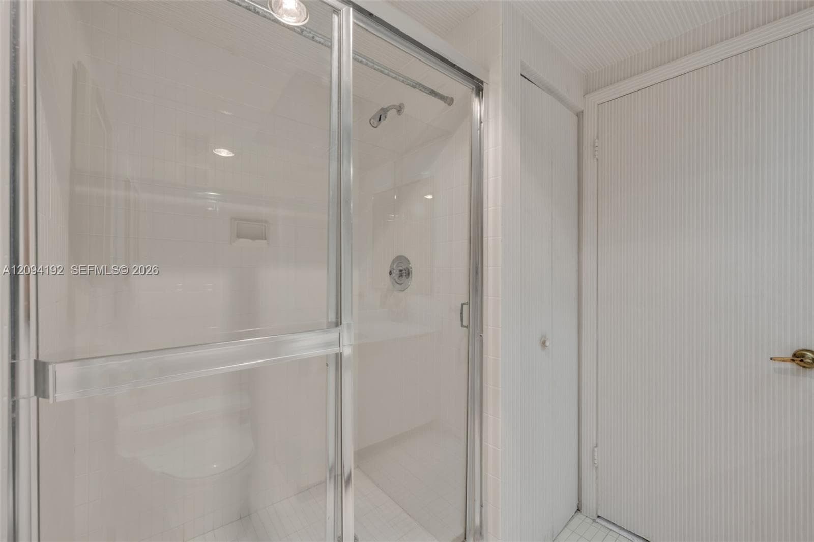 20281 E Country Club Dr 305 photo 21
