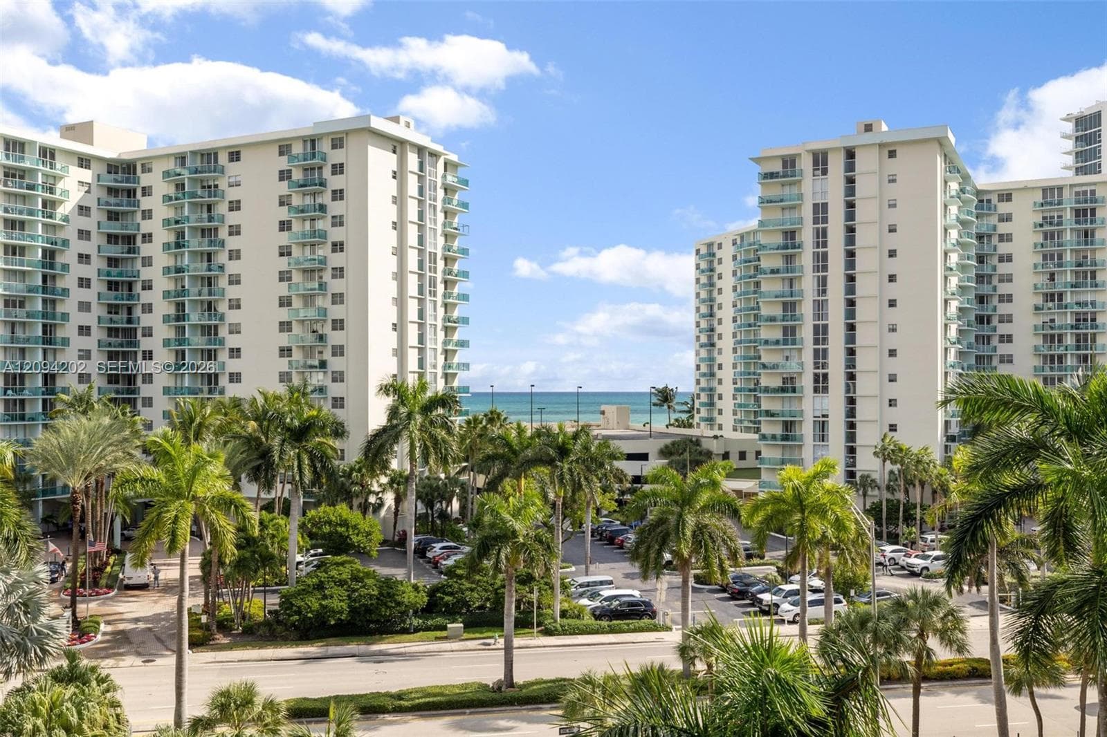 3800 S Ocean Dr 516 photo 1