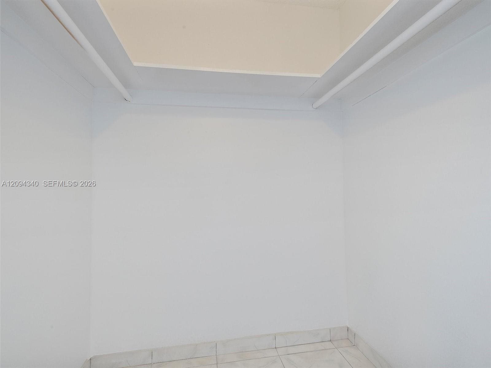 400 Kings Point Dr 523 photo 15