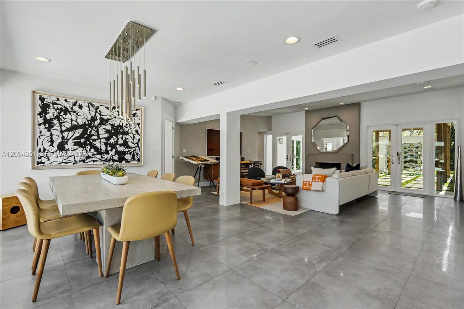 2401 Sea Island Dr photo 16