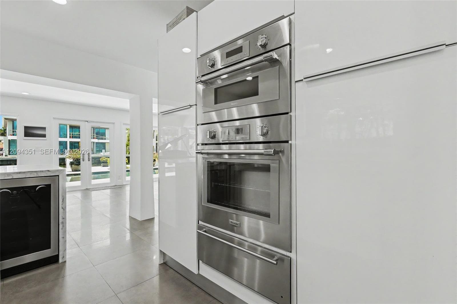 2401 Sea Island Dr photo 20