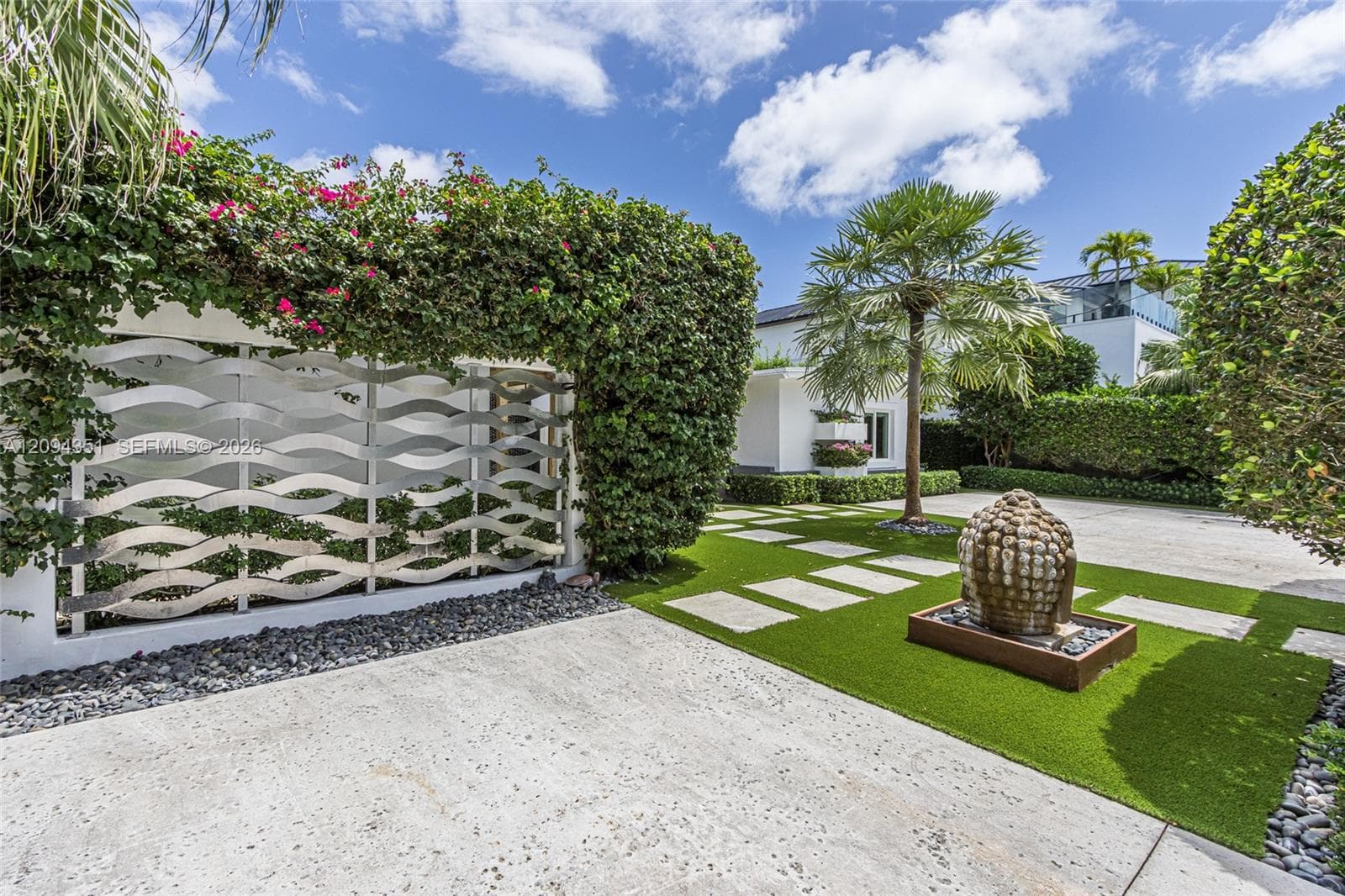 2401 Sea Island Dr photo 9