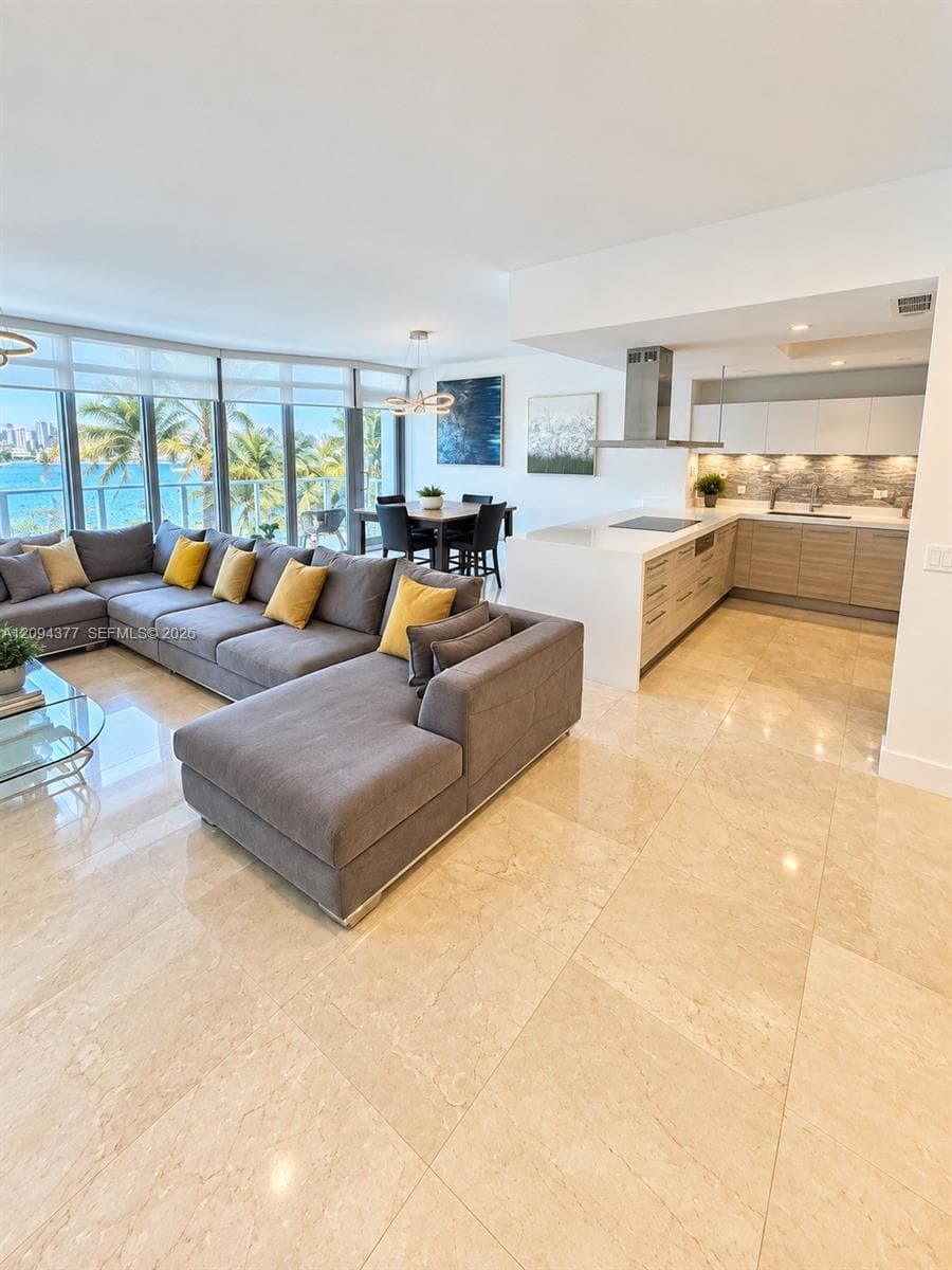 17301 Biscayne Blvd 211 photo 4