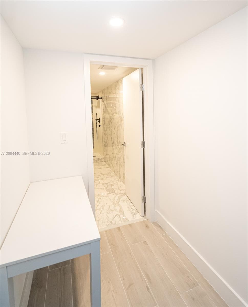 18081 Biscayne Blvd 503 photo 20