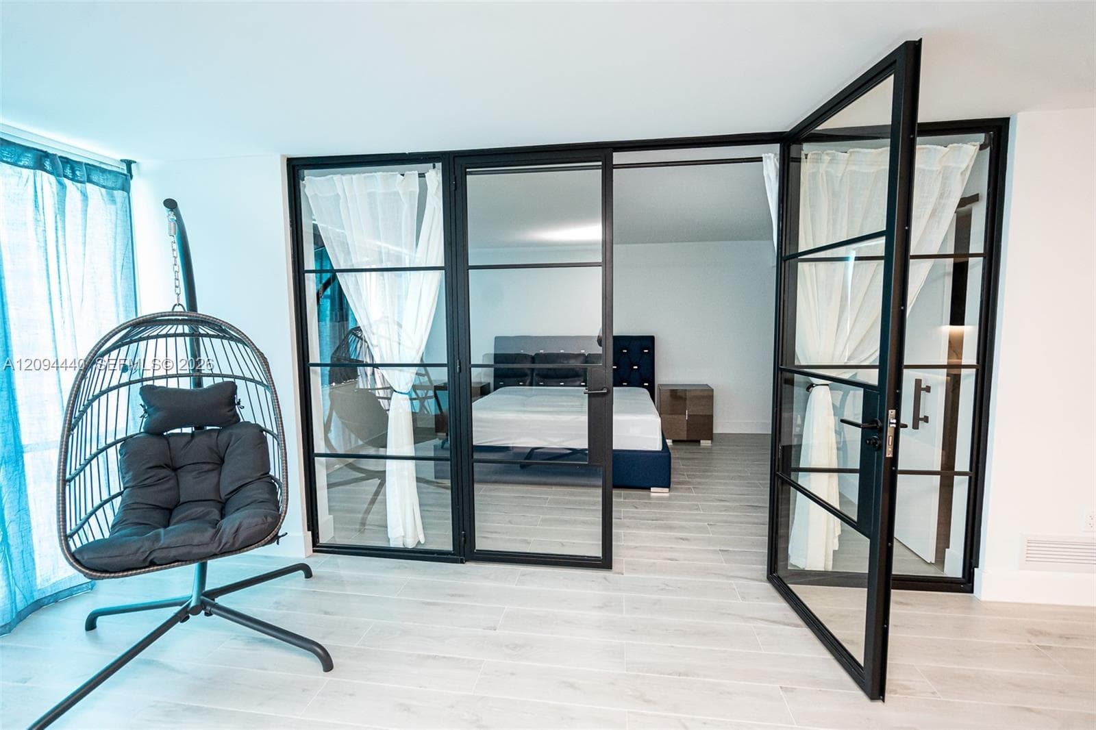 18081 Biscayne Blvd 503 photo 24