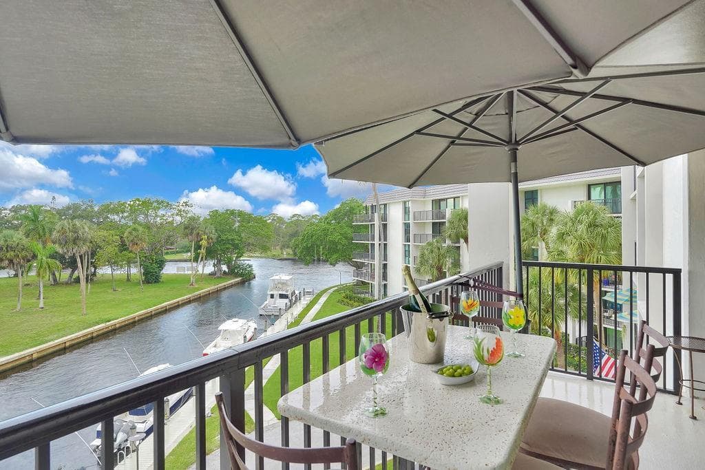1350 River Reach Drive 417 photo 17