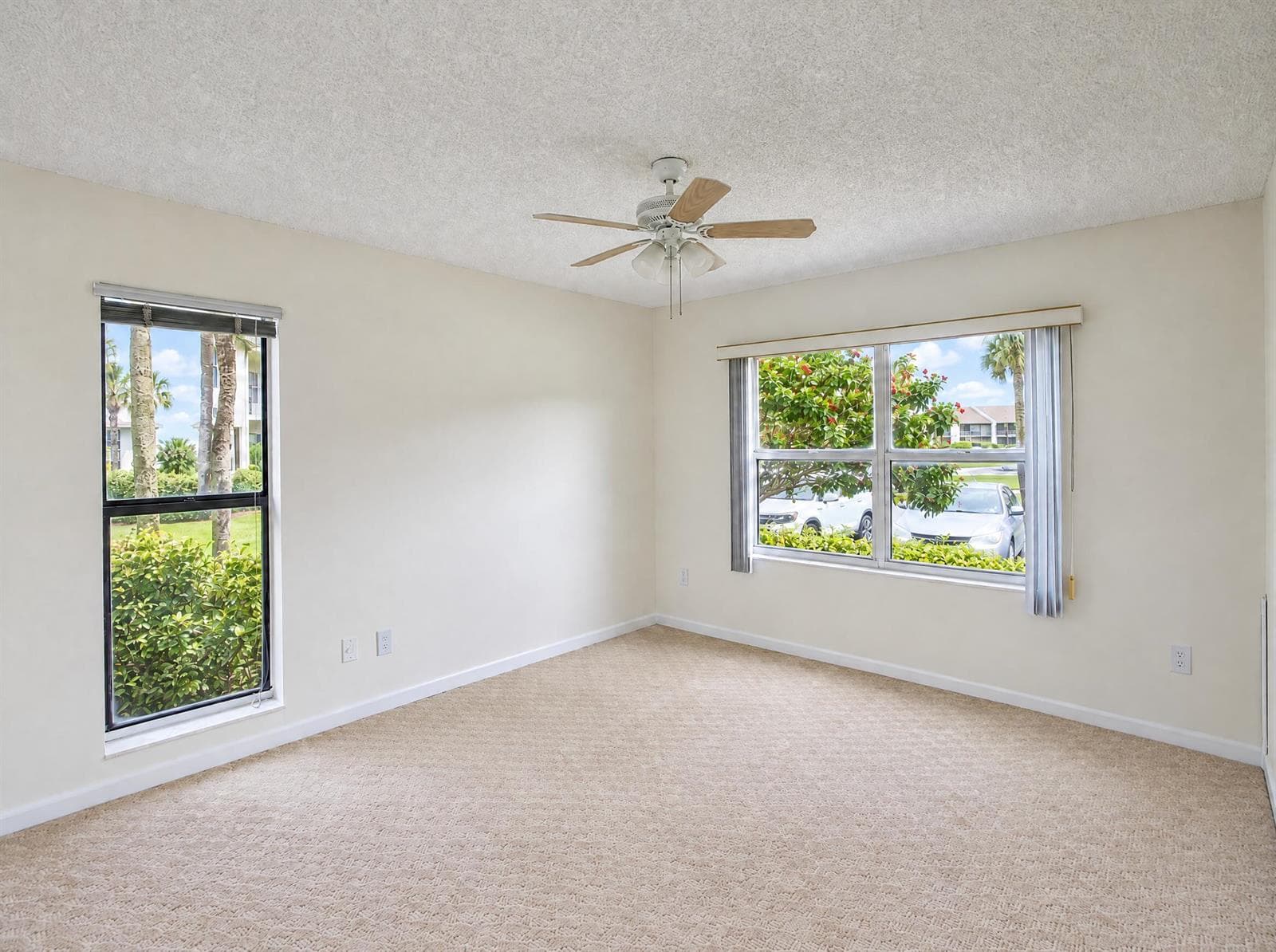 7915 WILLOW SPRING 1218 photo 12