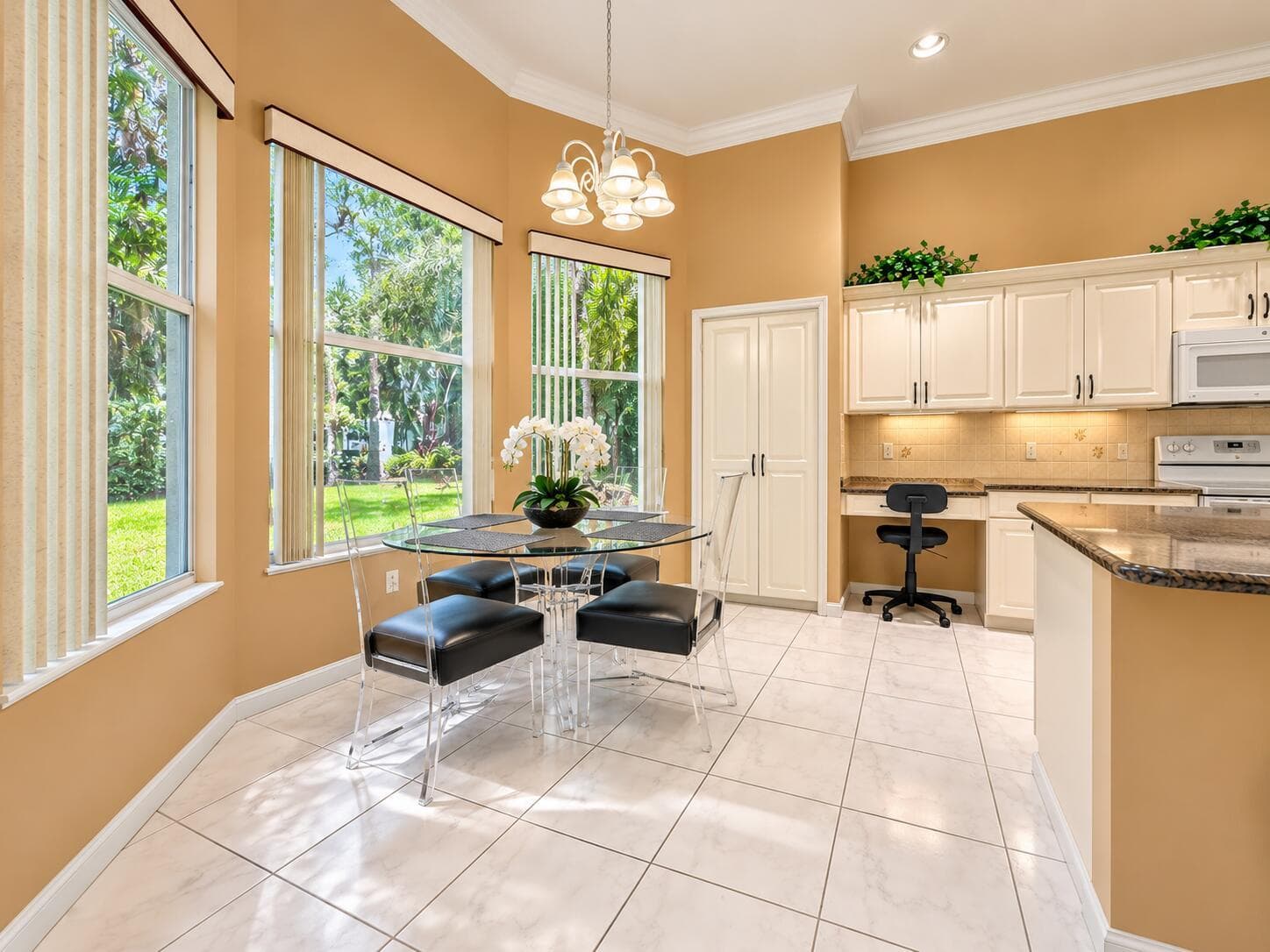 6435 EMERALD BREEZE Way photo 6