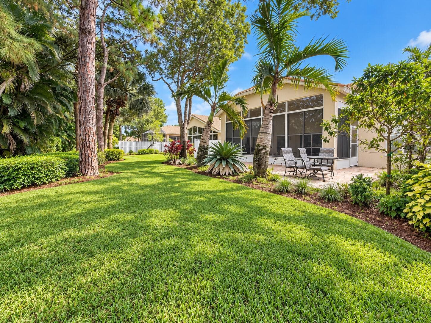 6435 EMERALD BREEZE Way photo 17