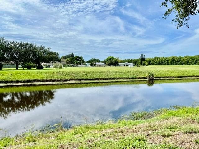 726 SW College Park Road photo 3