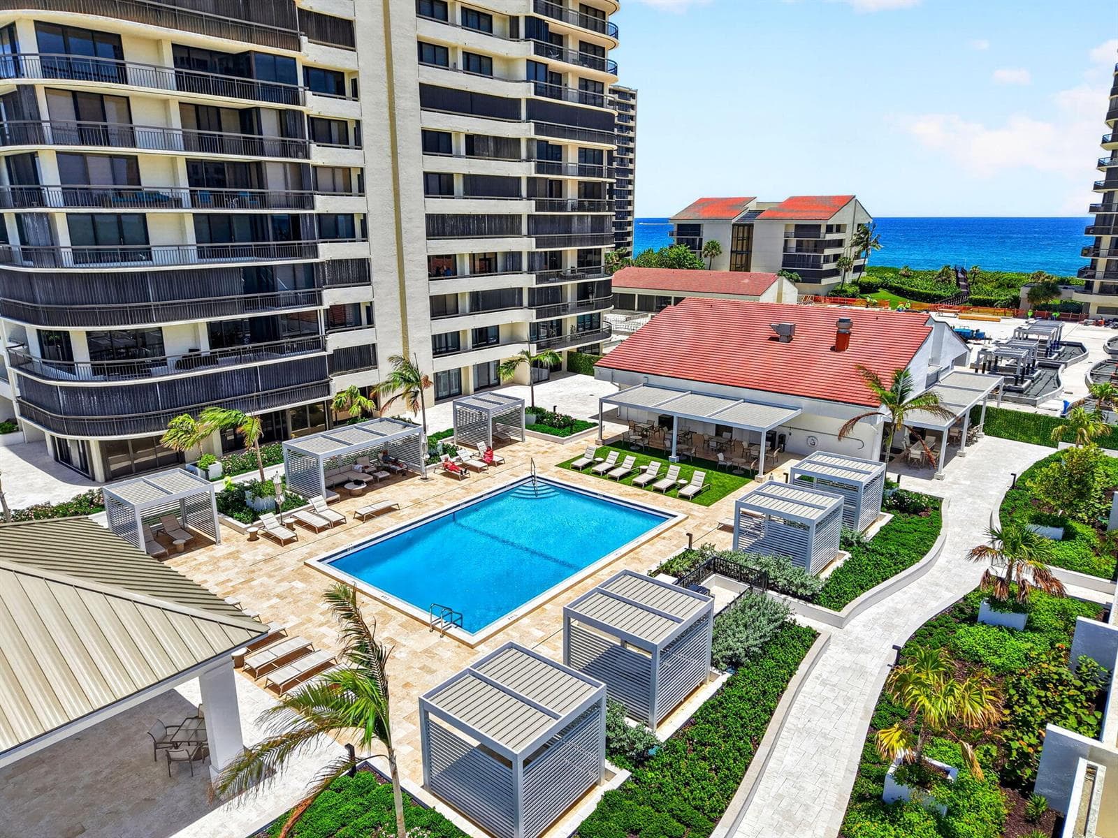 3966 N Ocean Drive 8 photo 1