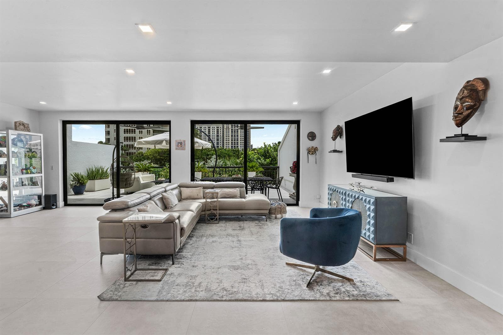 3966 N Ocean Drive 8 photo 11