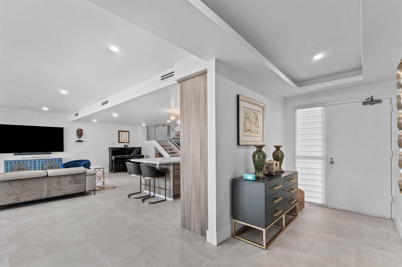 3966 N Ocean Drive 8 photo 4