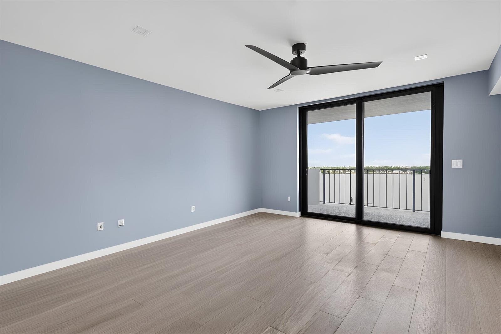 1200 Marine Way E 803B photo 13