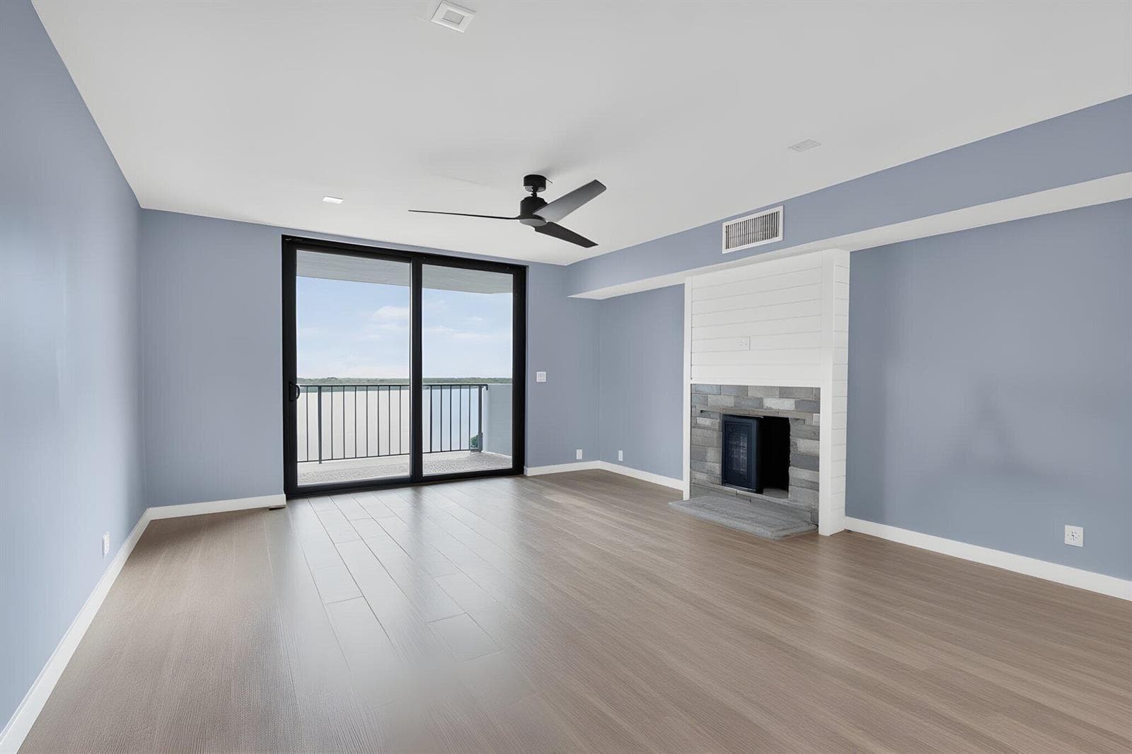 1200 Marine Way E 803B photo 11
